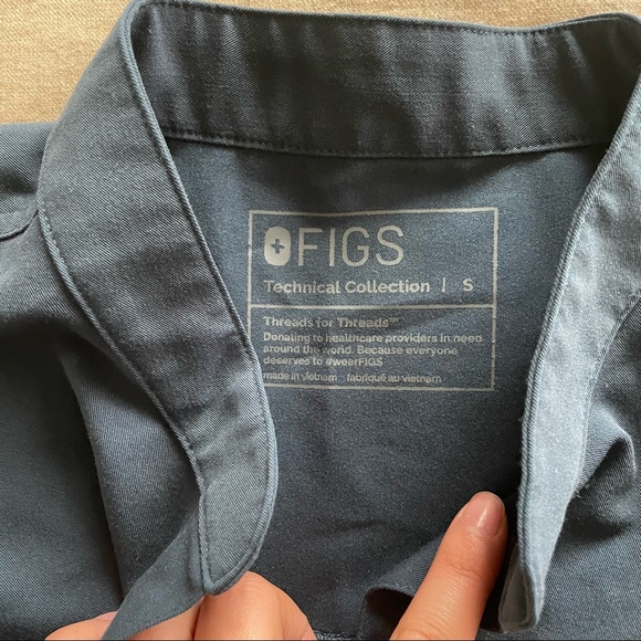 FIGS Rafaela Top size SMALL - Picture 2 of 4